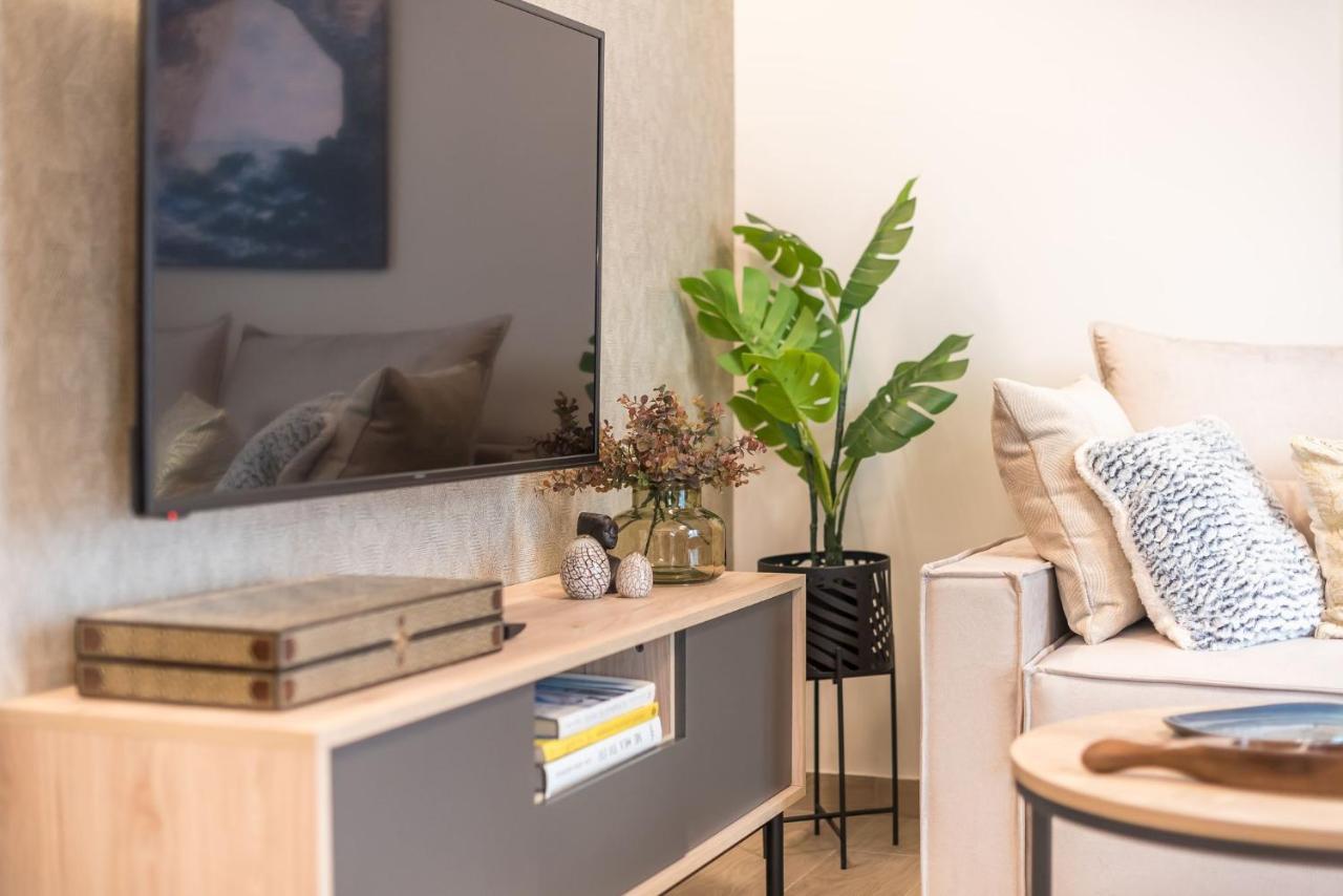 Beautiful & Renovated Aprtm In Piraeus Διαμέρισμα Εξωτερικό φωτογραφία